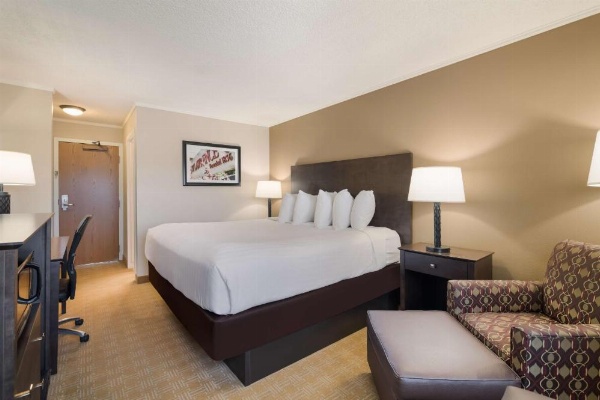 Best Western University Inn image 15