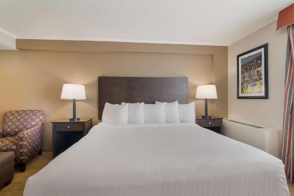 Best Western University Inn image 47