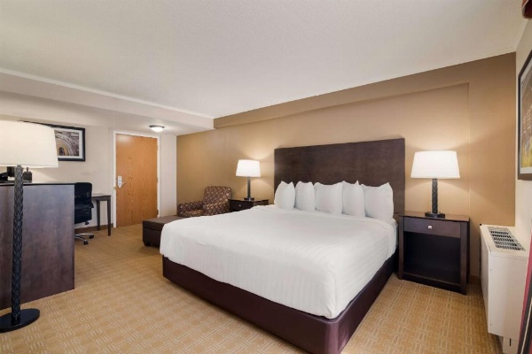 Best Western University Inn image 49